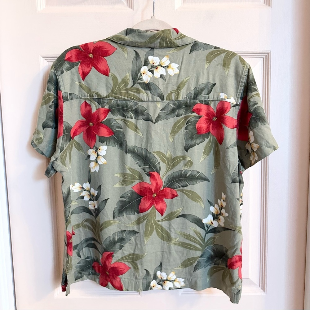 Green and red Caribbean Joe Hawaiian button up - Picture 4 of 4